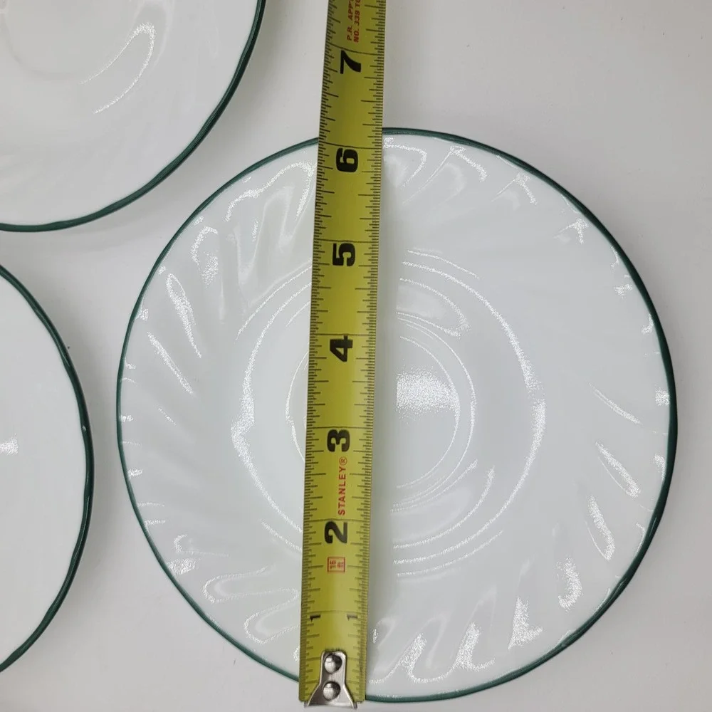 Corelle Classic Cafe Emerald Green Saucers Set of 8 Vitrelle White‎ Swirl 6.25